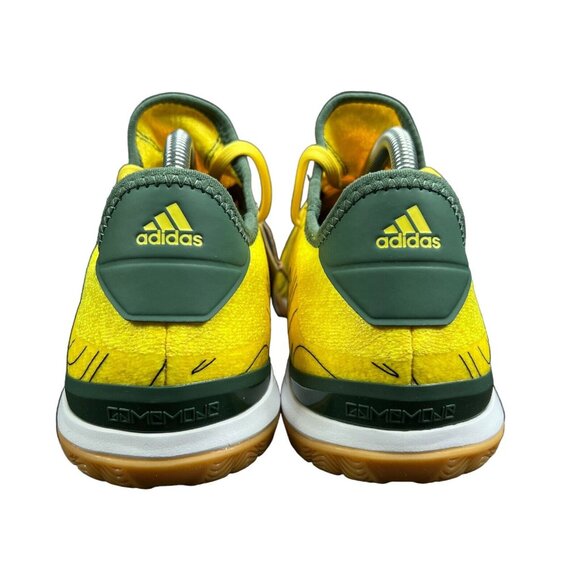 Athletic_Shoes